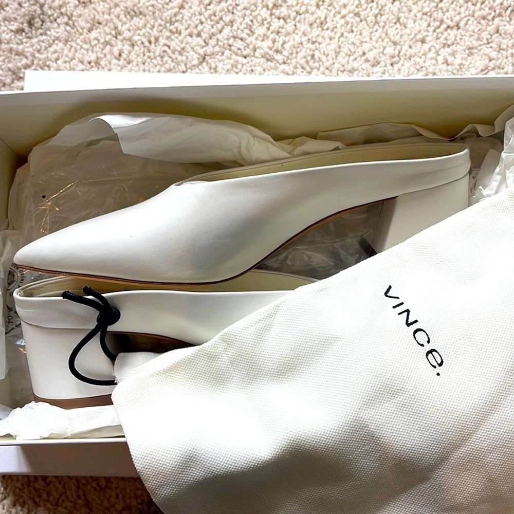 BNIB Vince Ralston White Mules
